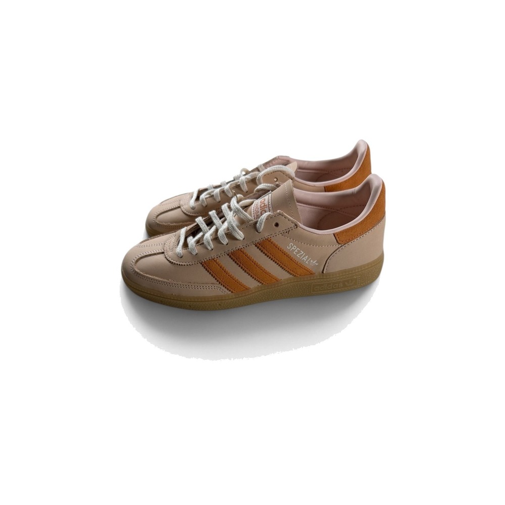 Adidas NWT Handball Spezial Sneakers Womens 8 Blush Pink Orange Suede IH1505